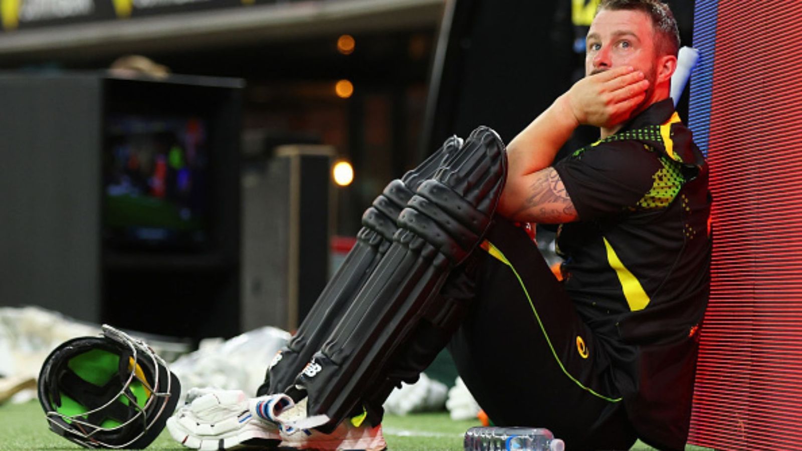 ऑस्ट्रेलिया ने की बेईमानी फिर भी मिली हार, इंग्लैंड ने 408 रन वाला मैच आखिरी ओवर में जीता ऑस्ट्रेलिया ने की बेईमानी फिर भी मिली हार, इंग्लैंड ने 408 रन वाला मैच आखिरी ओवर में जीता