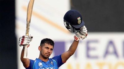 7 गेंद में 6 चौके ठोक बनाया वर्ल्ड रिकॉर्ड, फिर मुंबई इंडियंस के बॉलर का चला जादू, शान से जीती इशांत शर्मा की दिल्ली SportsTak Hindi