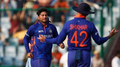 IND vs SA : 25 गेंद में किस प्लान और मंत्र के तहत कुलदीप यादव ने चटका डाले 4 विकेट, अब किया खुलासा SportsTak Hindi