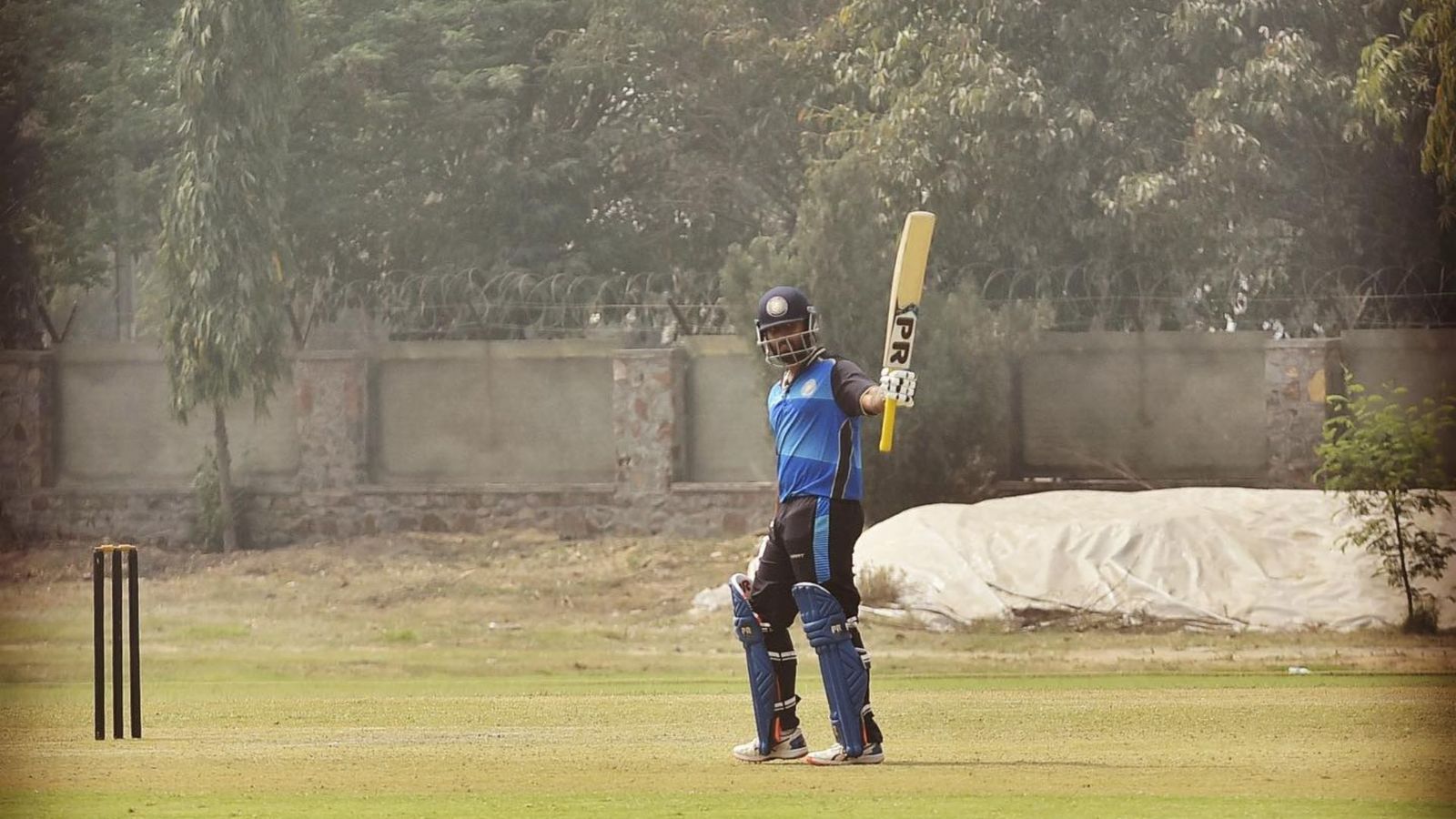 3 दिन में 2 बार शतक से चूका ये खिलाड़ी, 97 रन पर अटक रही गाड़ी, चौकों से ज्यादा उड़ाता है छक्के 3 दिन में 2 बार शतक से चूका ये खिलाड़ी, 97 रन पर अटक रही गाड़ी, चौकों से ज्यादा उड़ाता है छक्के