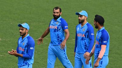 T20 World Cup: मोहम्मद शमी को लेकर क्या थी रोहित शर्मा की रणनीति जिसने ऑस्ट्रेलिया की बैंड बजाई SportsTak Hindi