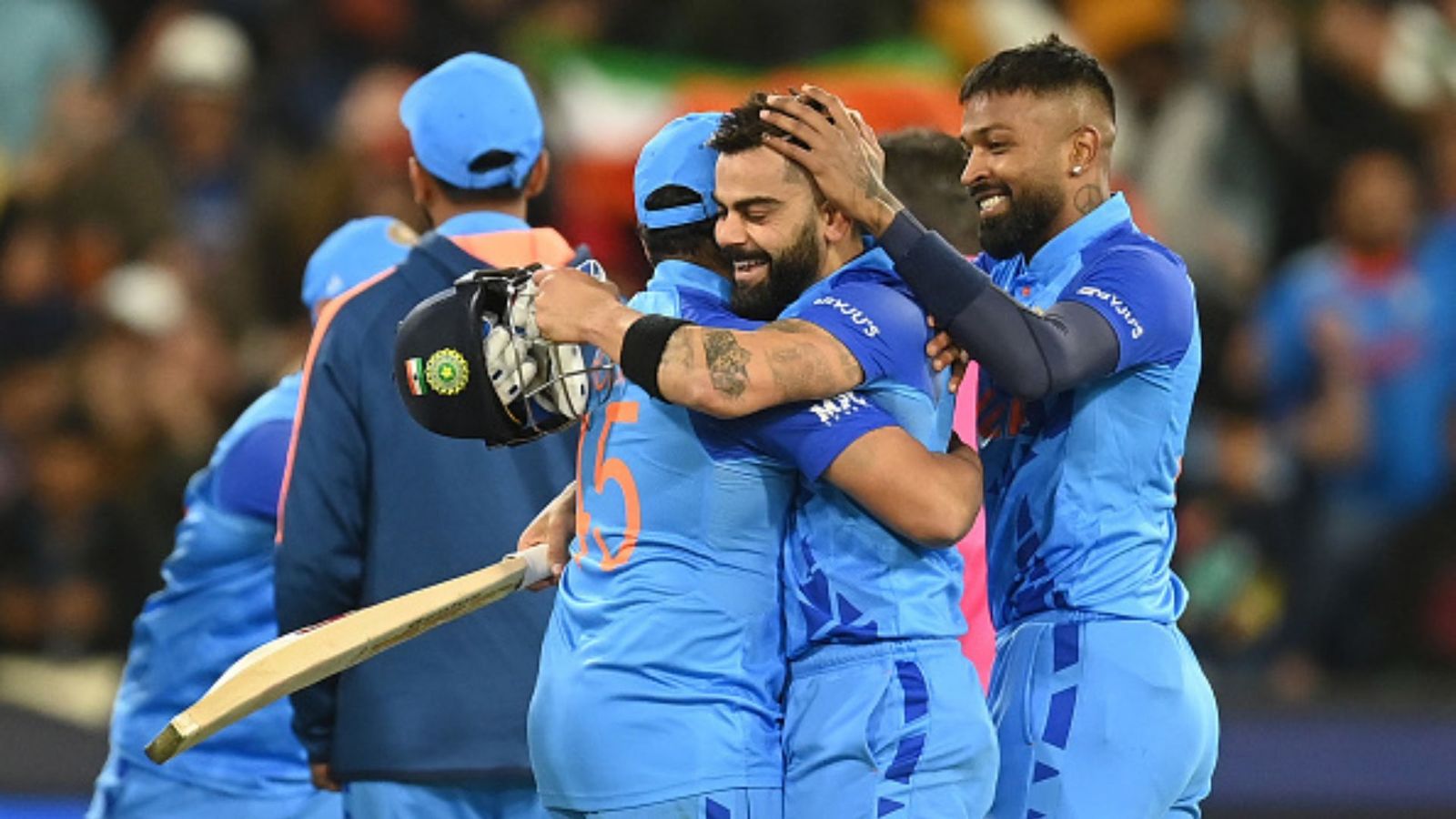 विराट नहीं बल्कि इस खिलाड़ी से इंप्रेस हुए वकार और अकरम, कहा- भारत का अगला कप्तान यही बनेगा विराट नहीं बल्कि इस खिलाड़ी से इंप्रेस हुए वकार और अकरम, कहा- भारत का अगला कप्तान यही बनेगा