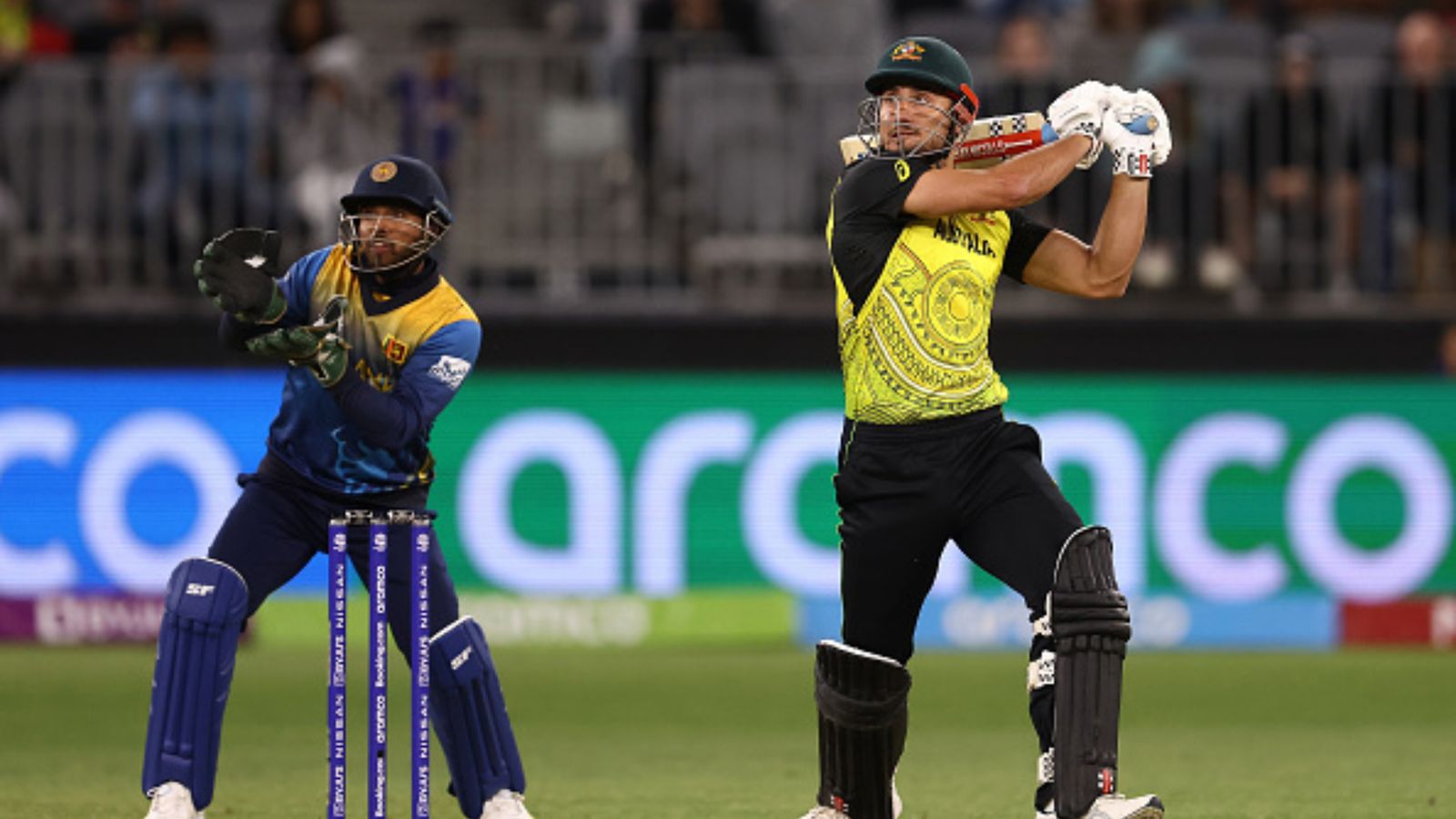 Aus vs SL : 10 गेंदों में 6 छक्के ठोक स्टोइनिस ने एशियाई शेर को 'पिंजरे में किया कैद', ऑस्ट्रेलिया की पहली जीत ने किया फुल एंटरटेनमेंट Aus vs SL : 10 गेंदों में 6 छक्के ठोक स्टोइनिस ने एशियाई शेर को 'पिंजरे में किया कैद', ऑस्ट्रेलिया की पहली जीत ने किया फुल एंटरटेनमेंट