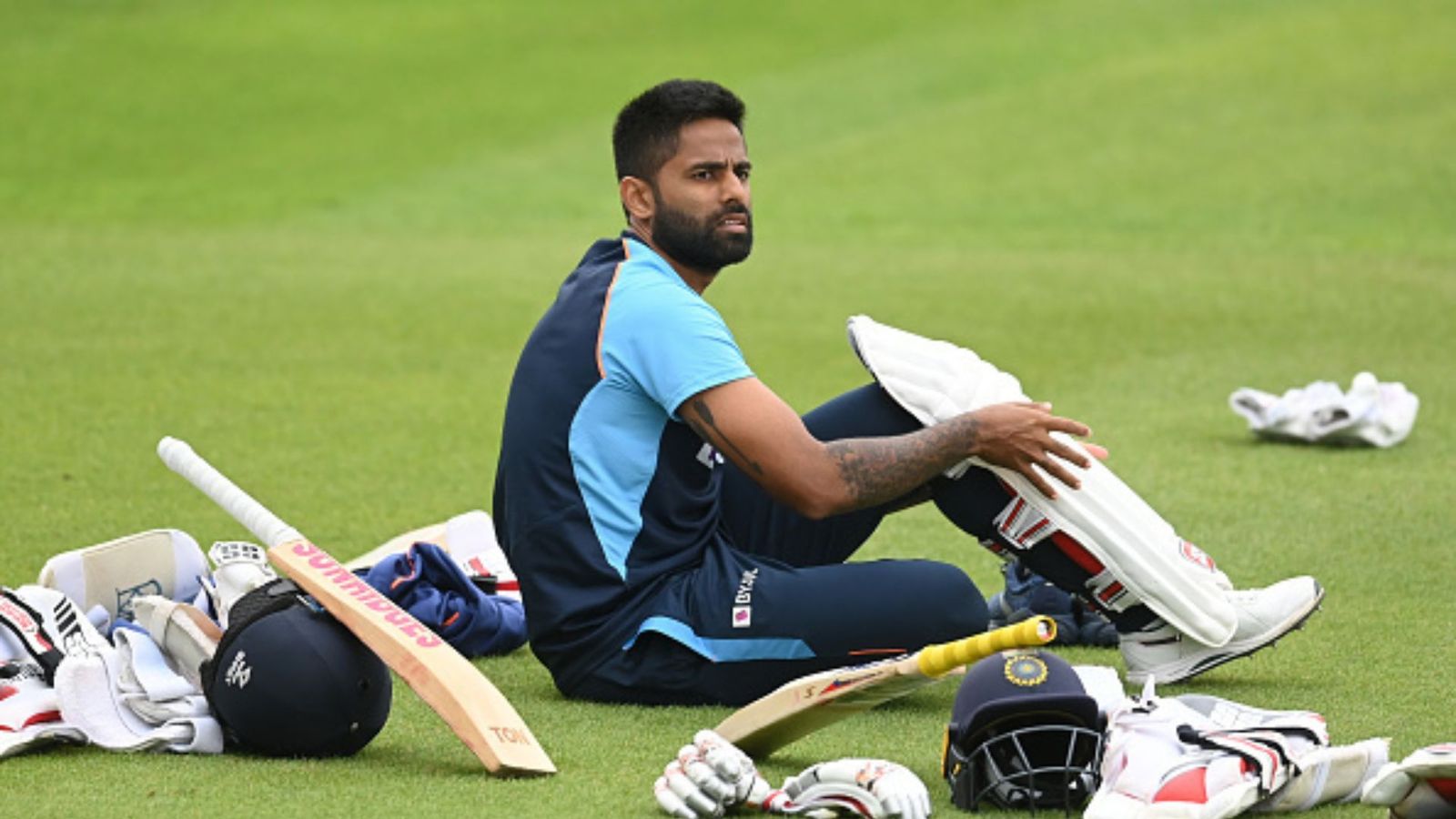 सीमेंट की पिच पर किया अभ्यास, निराशा हाथ लगने के बाद भी कैसे मेहनत लाई रंग, सूर्य ने खुद किया बड़ा खुलासा सीमेंट की पिच पर किया अभ्यास, निराशा हाथ लगने के बाद भी कैसे मेहनत लाई रंग, सूर्य ने खुद किया बड़ा खुलासा