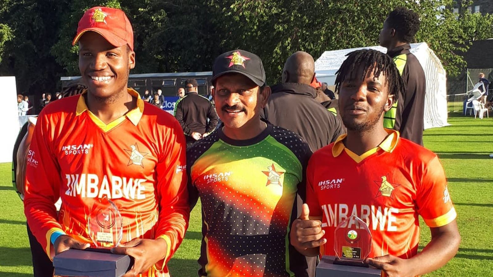 इस भारतीय ने 4 साल में बदल डाला जिम्बाब्वे का खेल, 2007 में भारत को बनाया था टी20 का बादशाह इस भारतीय ने 4 साल में बदल डाला जिम्बाब्वे का खेल, 2007 में भारत को बनाया था टी20 का बादशाह