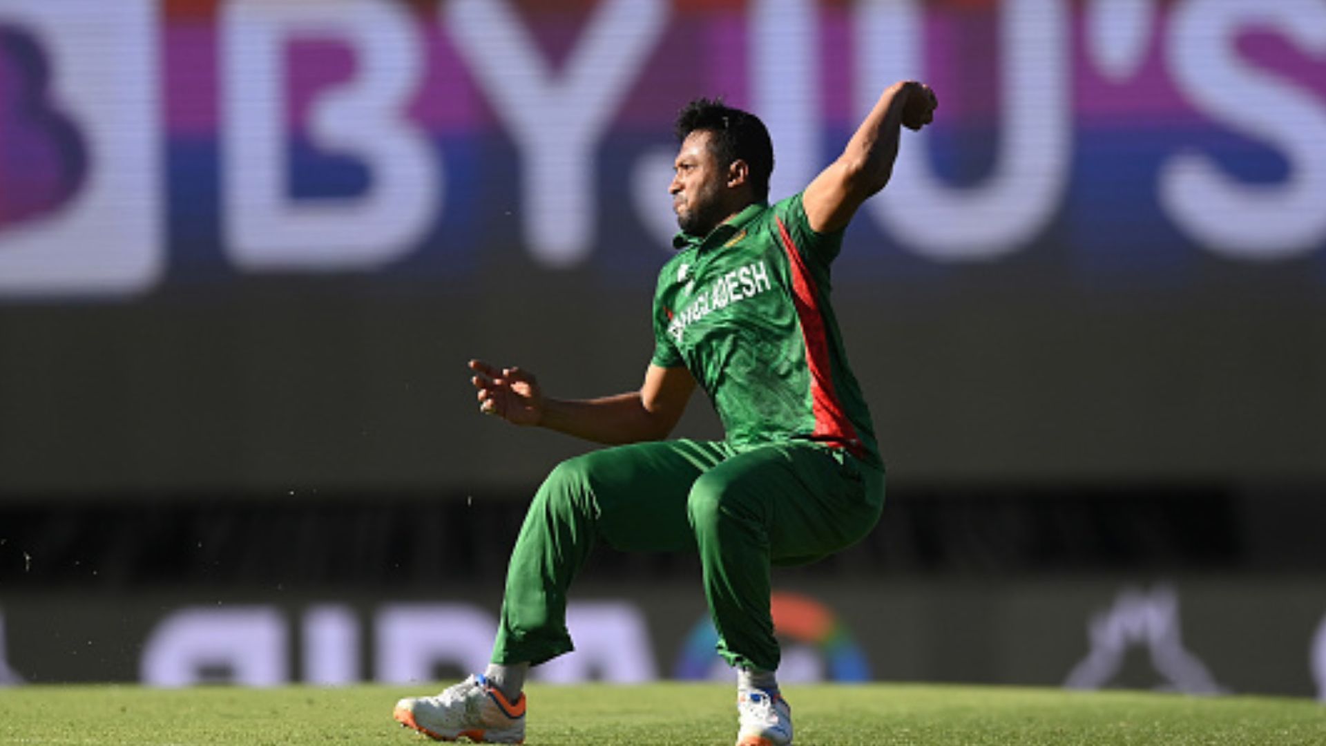 BAN vs ZIM : शाकिब का सटीक थ्रो और जिम्बाब्वे के खिलाफ बांग्लादेश ने कैसे पलटी बाजी, देखें Video 