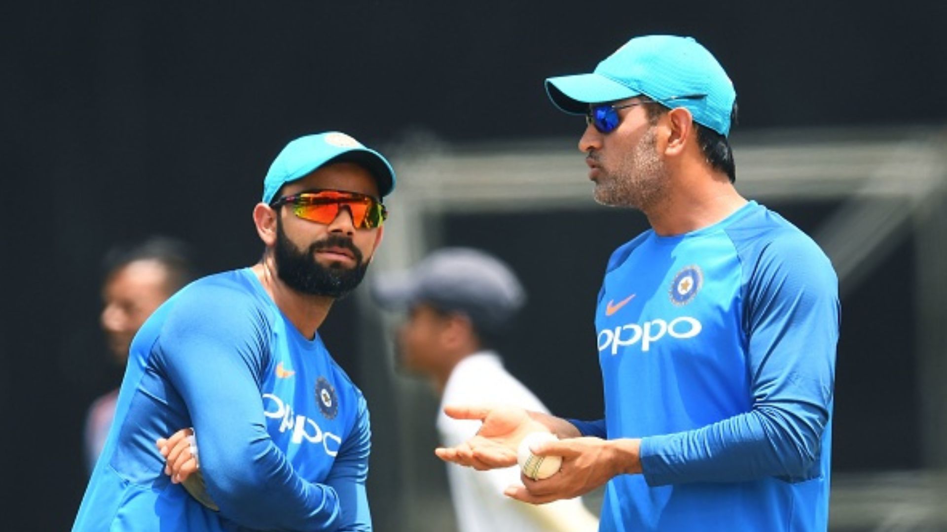 धोनी का वो सीक्रेट मैसेज आया सामने जिसने विराट को किया इमोशनल, कोहली बोले- उनकी बात मेरे दिल को छू गई