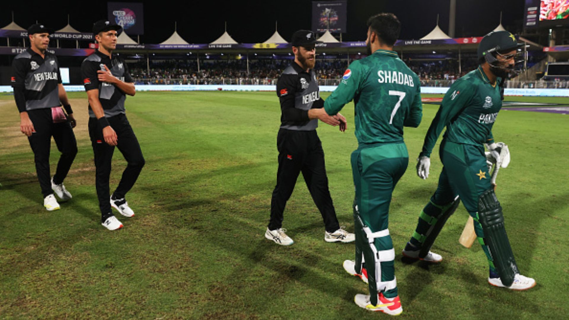 Pak vs NZ : टी20 वर्ल्‍ड कप में पिछली बार कब भिड़े थे न्यूजीलैंड और पाकिस्तान, जानें किसने और कैसे मारी थी बाजी 