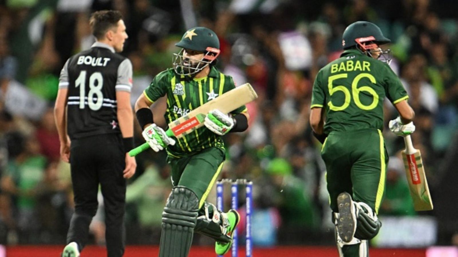 PAK vs NZ: न्यूजीलैंड का सपना तोड़ पाकिस्तान तीसरी बार टी20 वर्ल्ड कप के फाइनल में पहुंचा, अब भारत या इंग्लैंड से होगी खिताबी जंग PAK vs NZ: न्यूजीलैंड का सपना तोड़ पाकिस्तान तीसरी बार टी20 वर्ल्ड कप के फाइनल में पहुंचा, अब भारत या इंग्लैंड से होगी खिताबी जंग