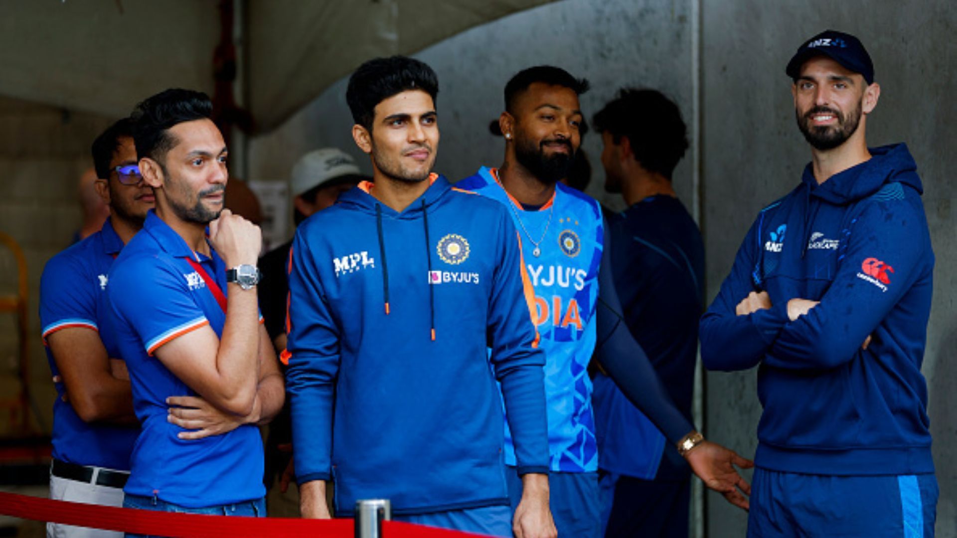 IND vs NZ 1st T20: टॉस से ठीक पहले वेलिंगटन में झमाझम बारिश, जानिए कितने बजे शुरू होगा मैच