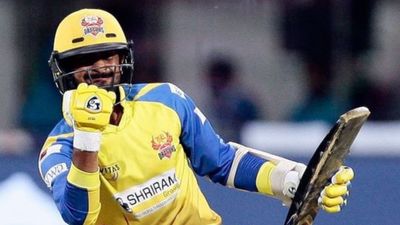 वनडे मैच में भारतीय ओपनर का जलजला, छक्कों की बारिश कर अकेले ठोके 277 रन, टीम ने बनाए वर्ल्ड रिकॉर्ड 506 रन SportsTak Hindi