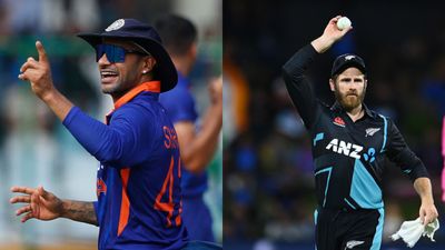 IND vs NZ: भारत की पहले बल्लेबाजी, न्यूजीलैंड की खैर नहीं, आग उगलती गेंद फेंकने वाले उमरान- अर्शदीप ने किया डेब्यू SportsTak Hindi