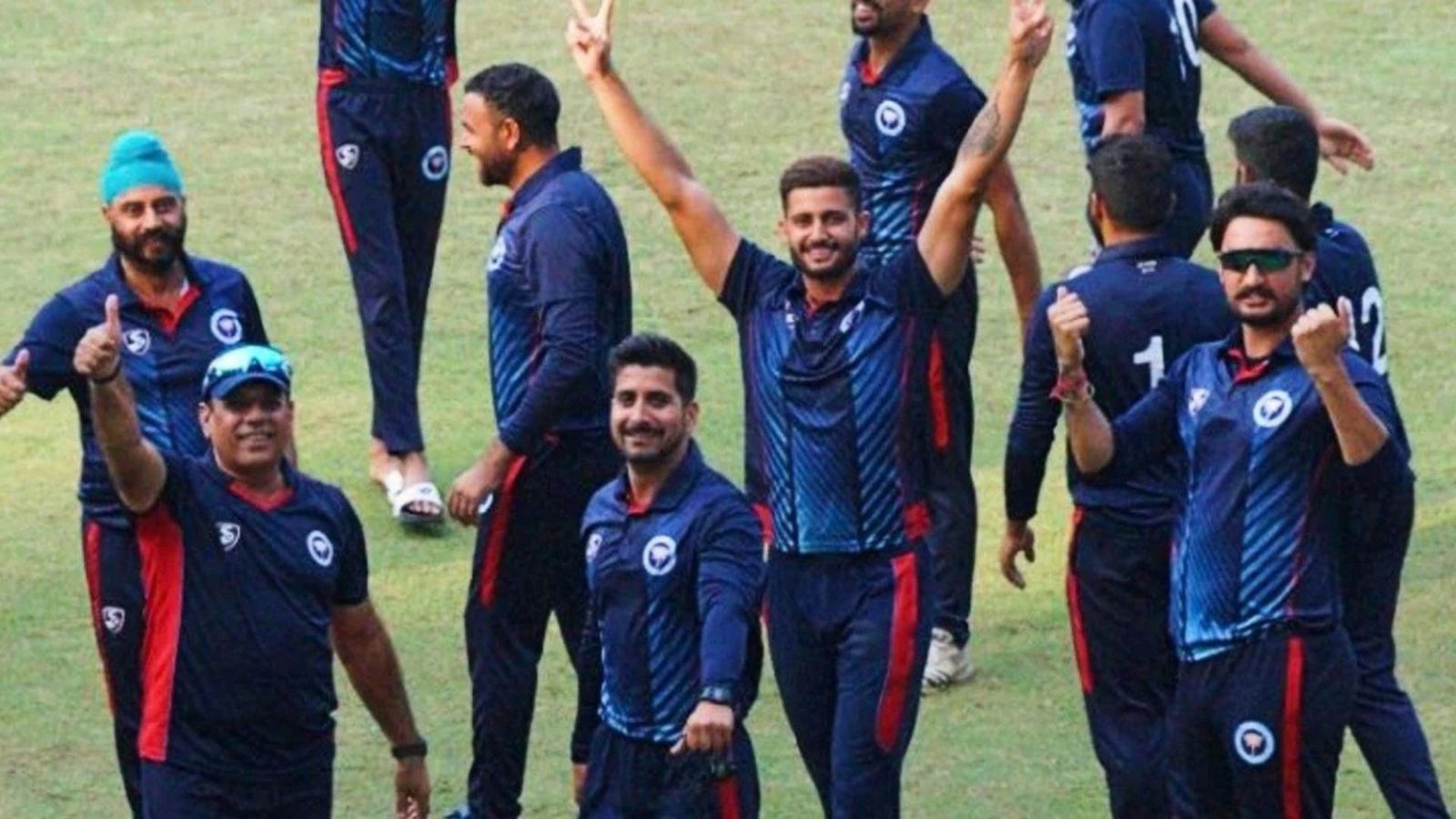 Vijay Hazare Trophy: जम्मू कश्मीर ने रचा इतिहास, संजू सैमसन के ना होने से उनकी टीम को मिली हार Vijay Hazare Trophy: जम्मू कश्मीर ने रचा इतिहास, संजू सैमसन के ना होने से उनकी टीम को मिली हार