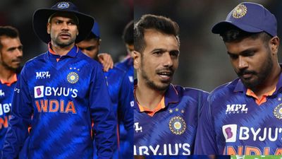 Ind vs NZ : दूसरे वनडे मैच में संजू सैमसन को क्यों नहीं मिला मौका, कप्तान धवन ने बताई वजह SportsTak Hindi
