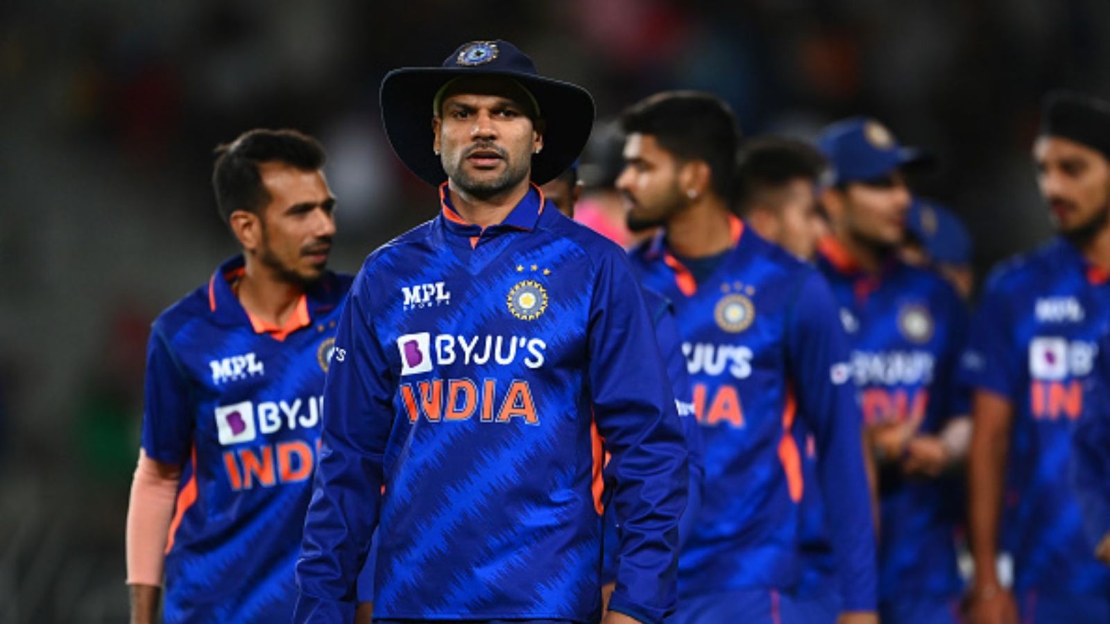 Ind Vs Nz, 3rd ODI: बारिश से पार पाते हुए सीरीज़ बचाने उतरेगी धवन की टीम इंडिया Ind Vs Nz, 3rd ODI: बारिश से पार पाते हुए सीरीज़ बचाने उतरेगी धवन की टीम इंडिया