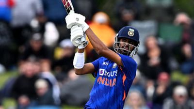 वाशिंगटन की न्यूजीलैंड के खिलाफ सुंदर बैटिंग, 7वें नंबर पर उतरकर ठोकी फिफ्टी, जडेजा-कपिल के रिकॉर्ड की बराबरी SportsTak Hindi