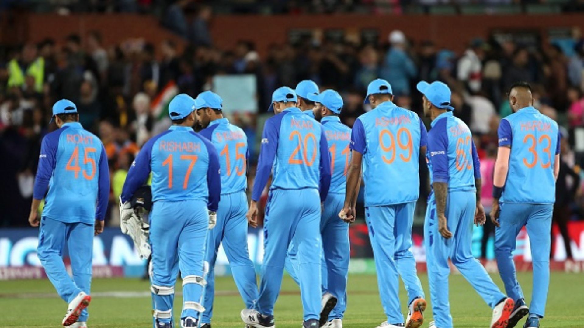 टीम इंडिया की करारी शिकस्त के बाद जिनकी हुई छुट्टी उन्होंने फिर किया अप्लाई, BCCI के पास आए 60 एप्लीकेशन