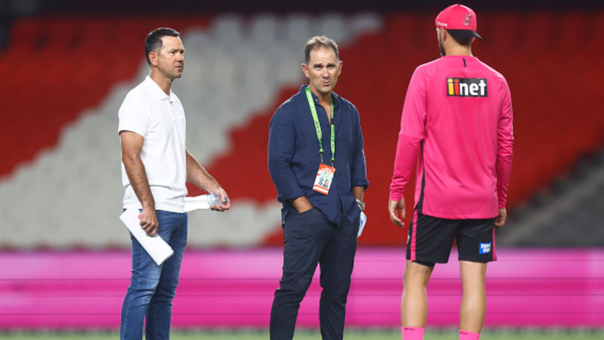 रिकी पोटिंग ने बताया कमेंट्री करते हुए बीमार पड़ने का 'डरावना' अनुभव, बोले- 2 बार छाती में दर्द हुआ और बेहोशी छाने लगी रिकी पोटिंग ने बताया कमेंट्री करते हुए बीमार पड़ने का 'डरावना' अनुभव, बोले- 2 बार छाती में दर्द हुआ और बेहोशी छाने लगी