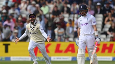 सिर्फ भारत ही इंग्लैंड की इस टीम को टक्कर दे सकता है और विराट कोहली... पूर्व अंग्रेज क्रिकेटर का बड़ा दावा SportsTak Hindi