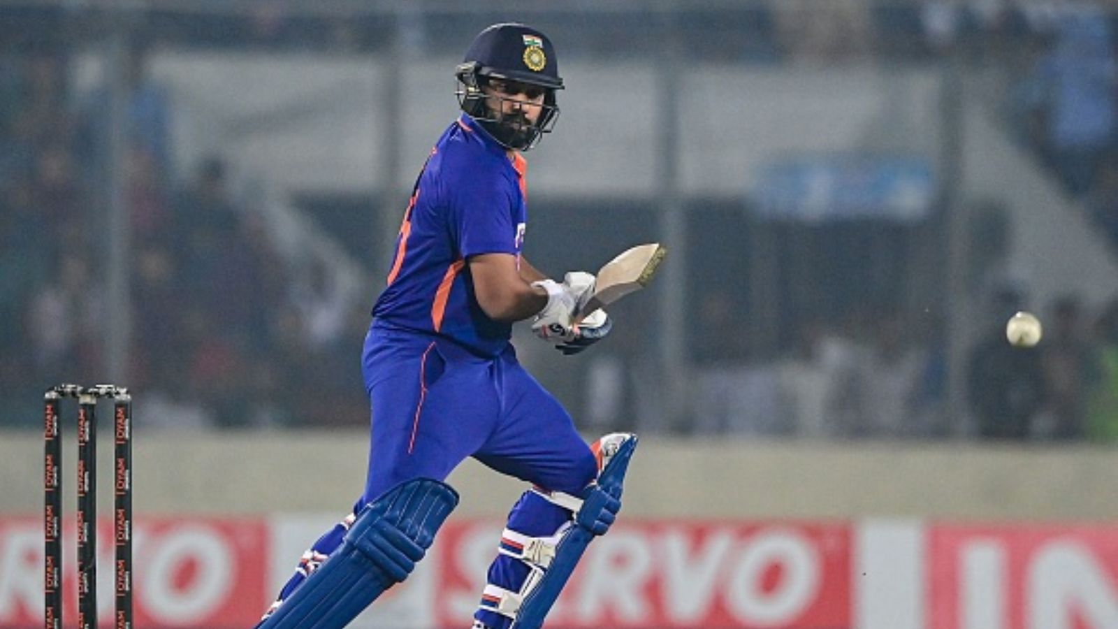 INDvsBAN: टीम इंडिया के लिए बुरी खबर! रोहित शर्मा तीसरे वनडे और टेस्ट सीरीज के पहले मुकाबले से बाहर INDvsBAN: टीम इंडिया के लिए बुरी खबर! रोहित शर्मा तीसरे वनडे और टेस्ट सीरीज के पहले मुकाबले से बाहर