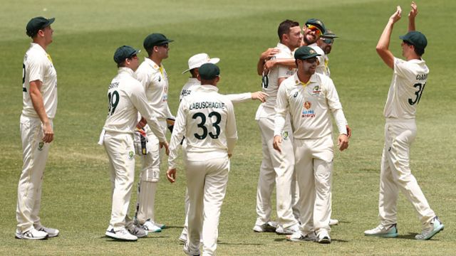 AUS vs SA: ऑस्ट्रेलिया का धाकड़ खिलाड़ी साउथ अफ्रीका से पहले टेस्ट से बाहर, अब कौन लेगा जगह? AUS vs SA: ऑस्ट्रेलिया का धाकड़ खिलाड़ी साउथ अफ्रीका से पहले टेस्ट से बाहर, अब कौन लेगा जगह?