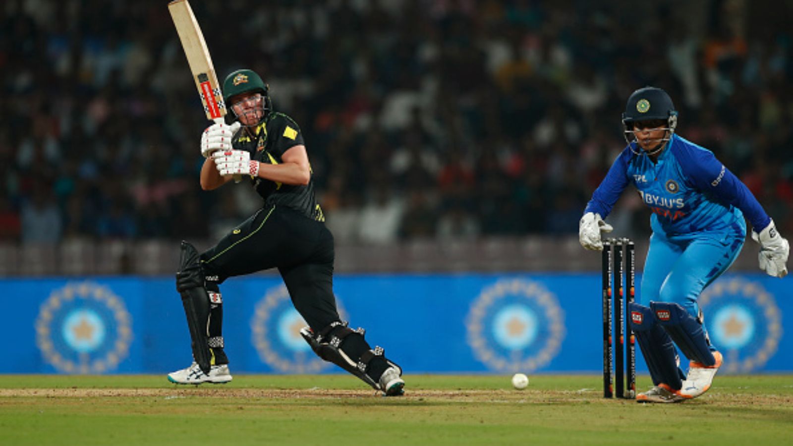 ICC T20I Rankings: ऑस्ट्रेलिया खिलाड़ी ने तोड़ा शेफाली वर्मा का रिकॉर्ड, 16 मैच खेलकर बन गईं नंबर 1, मांधना की भी बल्ले-बल्ले ICC T20I Rankings: ऑस्ट्रेलिया खिलाड़ी ने तोड़ा शेफाली वर्मा का रिकॉर्ड, 16 मैच खेलकर बन गईं नंबर 1, मांधना की भी बल्ले-बल्ले