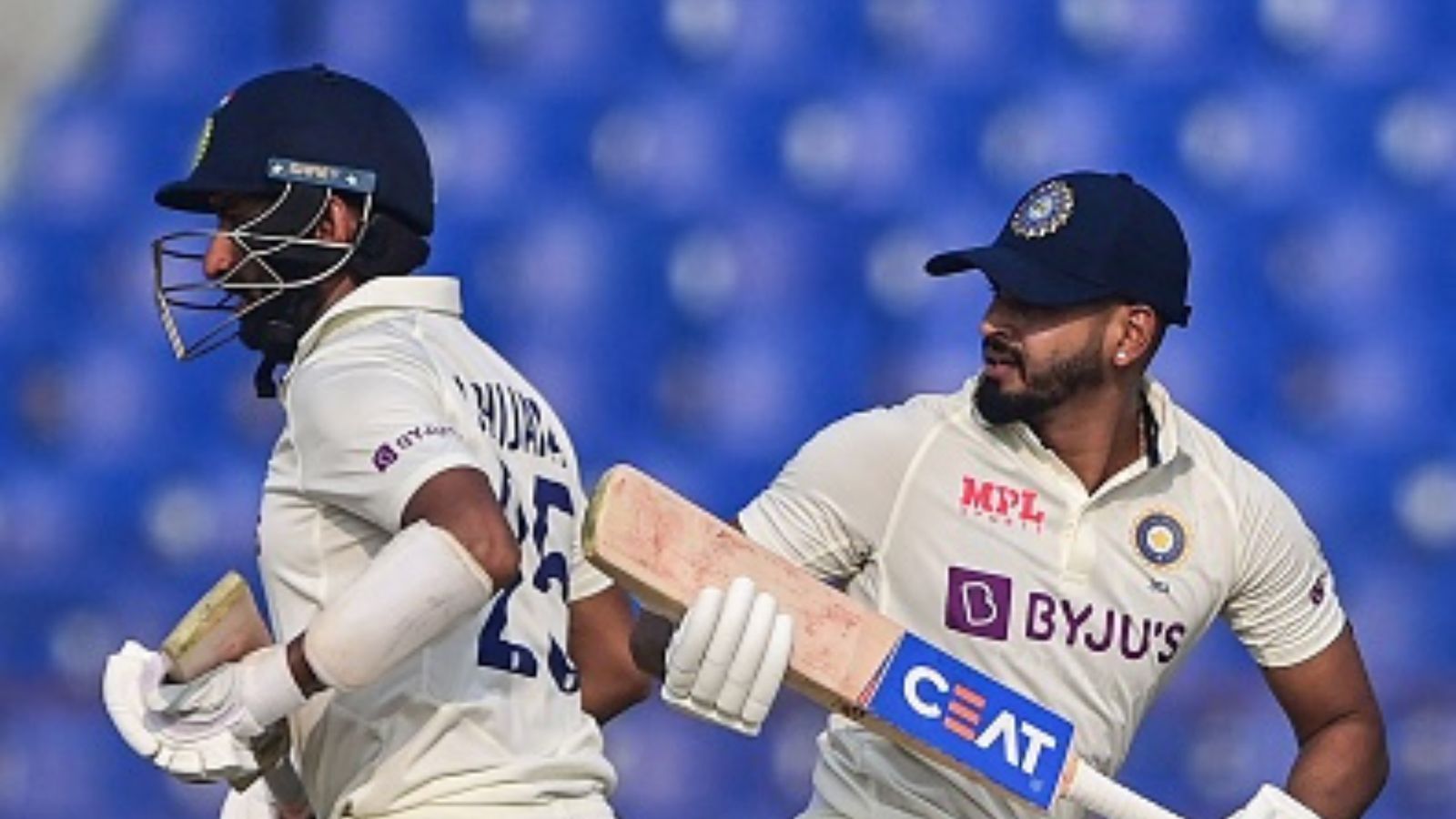 IND vs BAN: बांग्लादेशी स्पिन के सामने फंसी भारतीय बैटिंग, टॉप ऑर्डर का सरेंडर, पुजारा-अय्यर के पलटवार ने बचाया IND vs BAN: बांग्लादेशी स्पिन के सामने फंसी भारतीय बैटिंग, टॉप ऑर्डर का सरेंडर, पुजारा-अय्यर के पलटवार ने बचाया