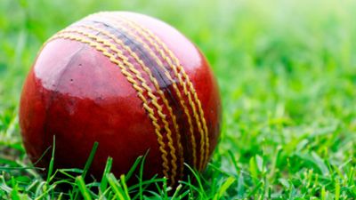 Ranji Trophy: 16 साल के लड़के ने डेब्यू मैच में ढाया कहर, 10 में से अकेले 9 विकेट लेकर रचा इतिहास SportsTak Hindi