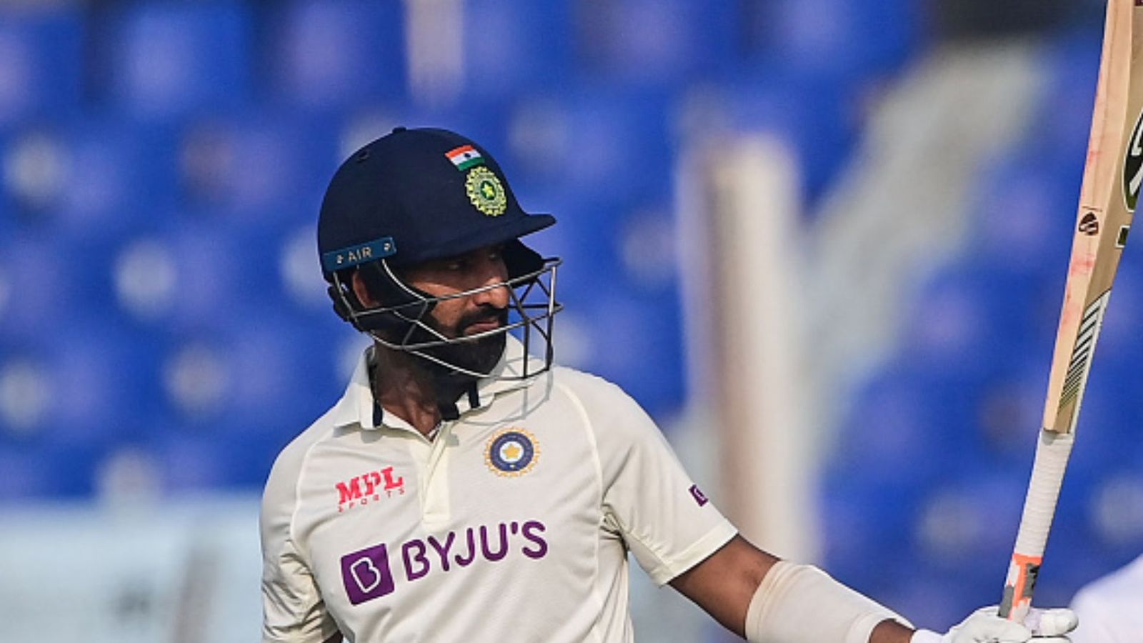 Ind vs Ban : 4 साल बाद भी शतक नहीं लगा सके पुजारा, 90 पर हुए आउट तो कहा - सेंचुरी नहीं आने का... Ind vs Ban : 4 साल बाद भी शतक नहीं लगा सके पुजारा, 90 पर हुए आउट तो कहा - सेंचुरी नहीं आने का...