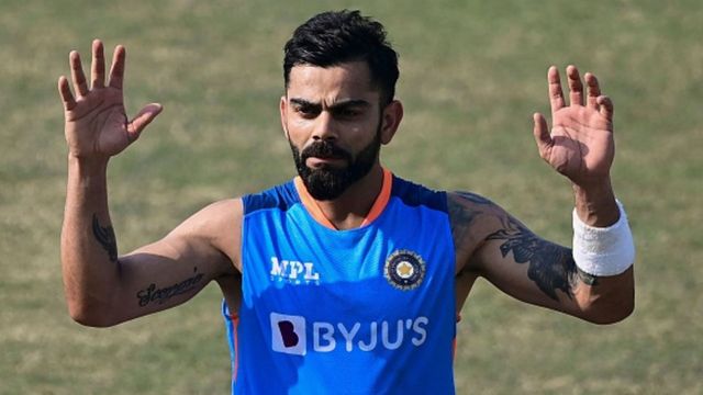 Ind vs Ban : बांग्लादेश के खिलाफ सिर्फ एक रन बना पाए विराट कोहली तो कोच द्रविड़ ने कह दी ये बड़ी बात Ind vs Ban : बांग्लादेश के खिलाफ सिर्फ एक रन बना पाए विराट कोहली तो कोच द्रविड़ ने कह दी ये बड़ी बात