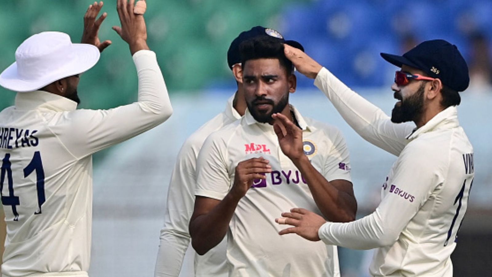 Ind vs Ban : बांग्लादेश में सिराज ने पहली गेंद पर कैसे लिया पहला विकेट, खुद बताया प्लान Ind vs Ban : बांग्लादेश में सिराज ने पहली गेंद पर कैसे लिया पहला विकेट, खुद बताया प्लान