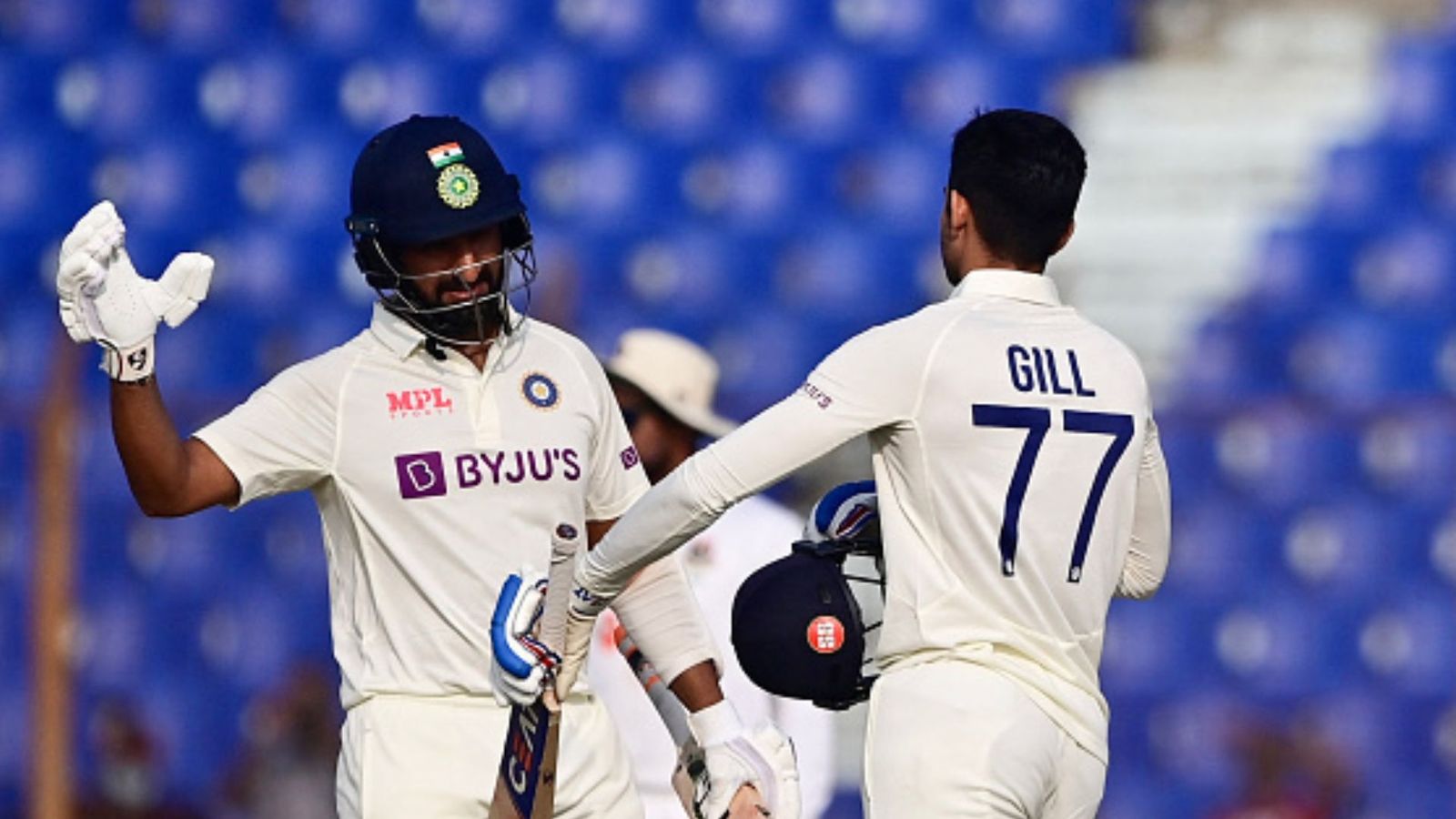 Ind vs Ban : पुजारा-गिल के शतकों से भारत को दिख रही जीत, मुश्किल पिच पर चौथे दिन ही 10 विकेट लेने पर नजरें Ind vs Ban : पुजारा-गिल के शतकों से भारत को दिख रही जीत, मुश्किल पिच पर चौथे दिन ही 10 विकेट लेने पर नजरें