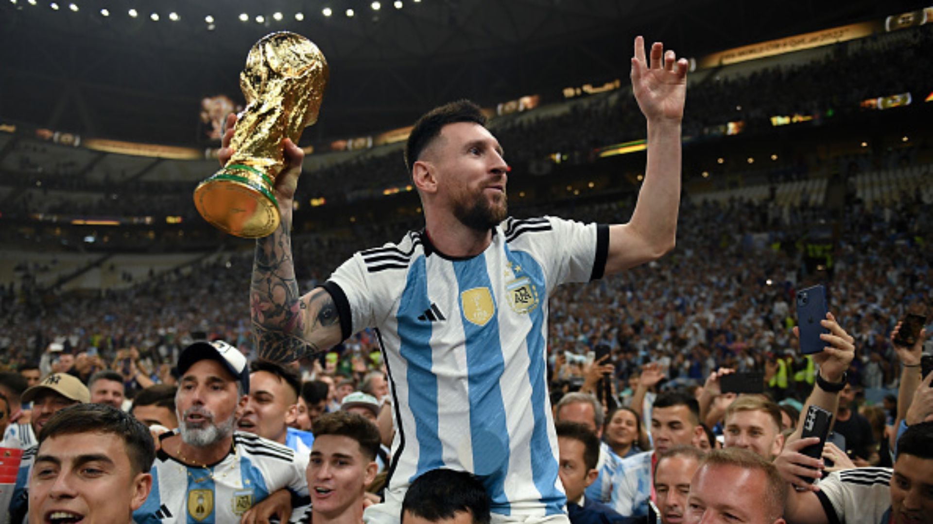 FIFA को वर्ल्ड कप से उम्मीद से ज्यादा कमाई, विवादों की छाया के बीच यूरोप से कम लोग गए कतर