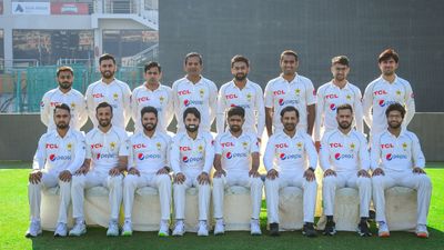 'बाबर आजम पाकिस्तान की शान, जान और पहचान हैं', इंग्लैंड से सफाए के बाद साथी खिलाड़ी ने किया कप्तान का बचाव SportsTak Hindi