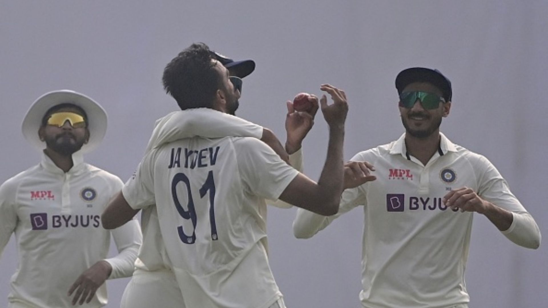 12 साल, 6 दिन और 179 गेंदों के बाद जयदेव उनादकट को मिला पहला विकेट, डाली ऐसी बॉल कि गच्चा खा गया बल्लेबाज, VIDEO