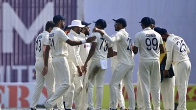 IPL 2023 Auction: बांग्लादेश के खिलाफ टेस्ट सीरीज में भारतीय टीम का हिस्सा है ये स्पिनर, लेकिन नीलामी में नहीं मिला कोई खरीदार SportsTak Hindi