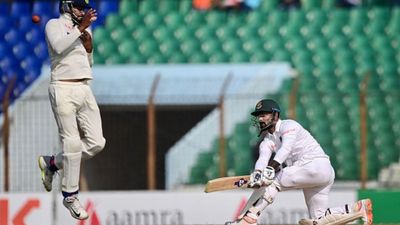 विराट और रूट से तुलना करने पर बांग्लादेशी खिलाड़ी का अश्विन को जवाब, टीम इंडिया को लेकर कह दी बड़ी बात SportsTak Hindi