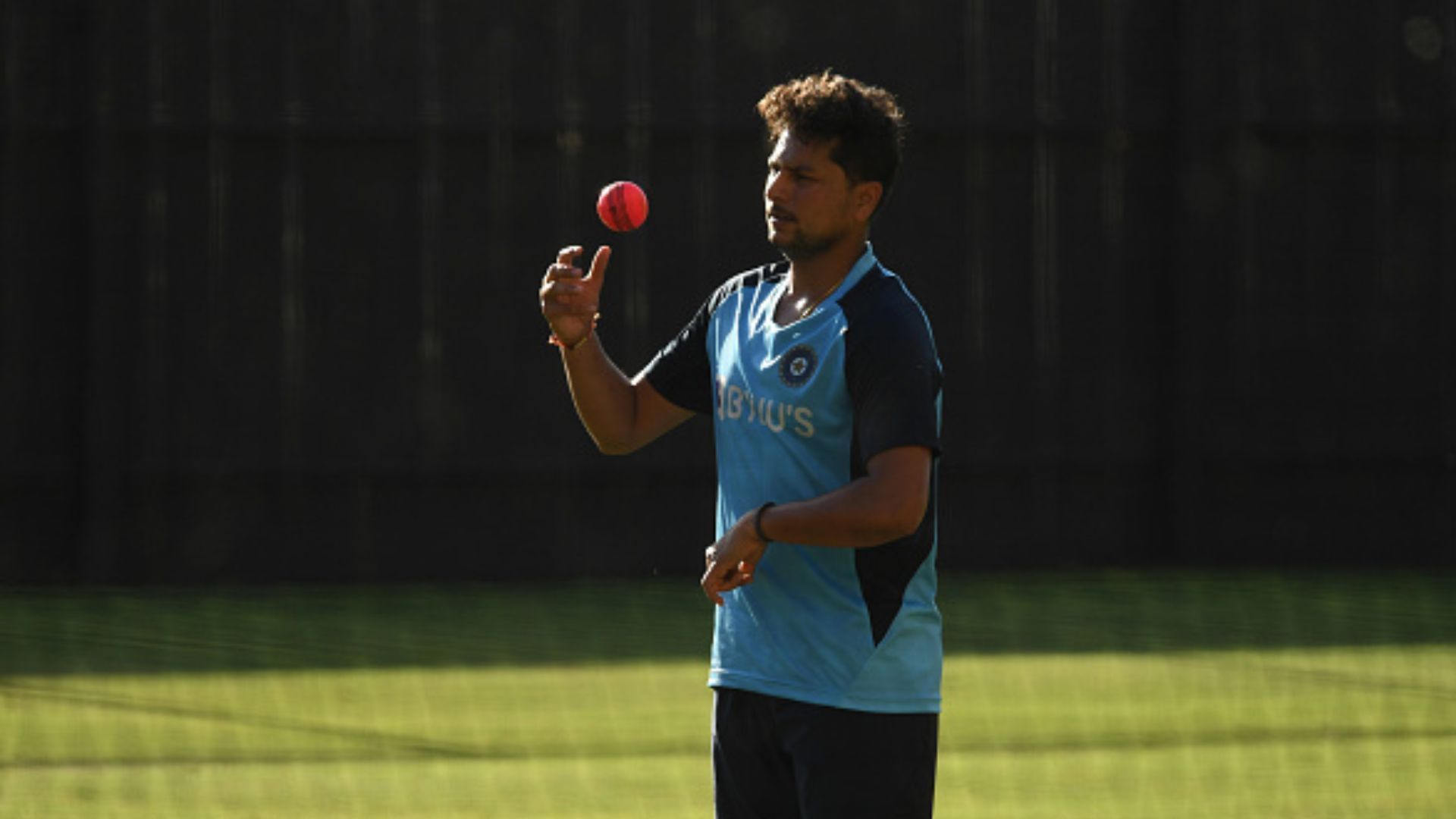 फेवरेट था तो उसको खिलाया क्यों नहीं? कार्तिक और केकेआर पर कुलदीप यादव के कोच का बड़ा आरोप