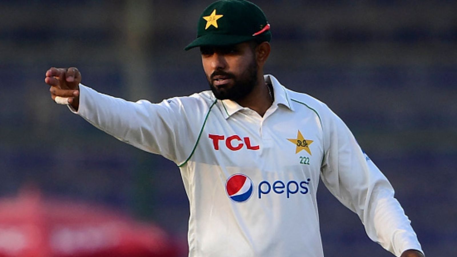 'बाबर आपसे छीन ली जाएगी कप्तानी..', पाकिस्तानी पत्रकार के सवाल पर भड़के बाबर आजम, देखें Video 'बाबर आपसे छीन ली जाएगी कप्तानी..', पाकिस्तानी पत्रकार के सवाल पर भड़के बाबर आजम, देखें Video