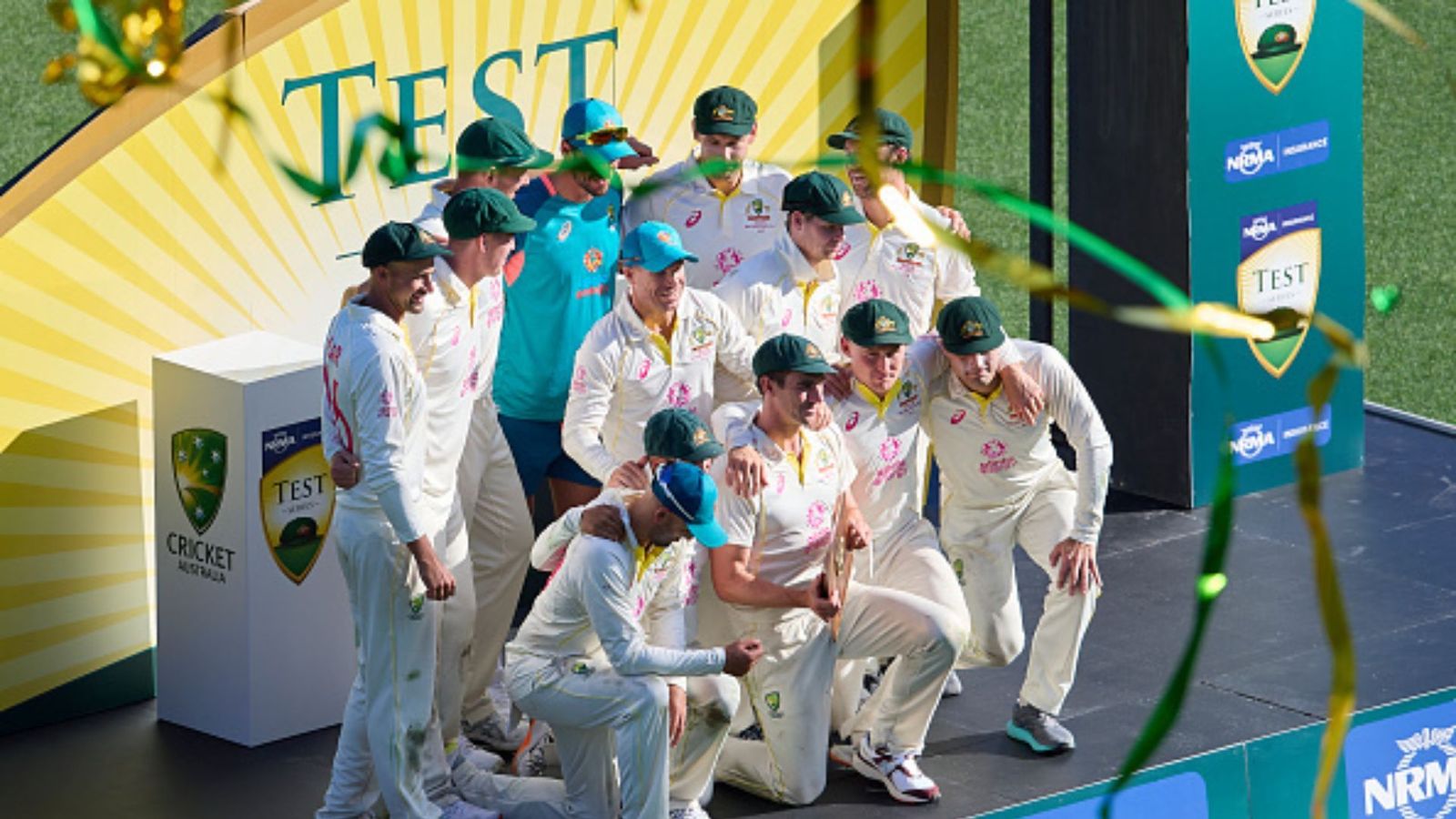 AUS vs SA: बारिश ने फेरा ख्वाजा- स्मिथ के शतकों पर पानी, व्हाइटवॉश से बची अफ्रीकी टीम, तीसरा टेस्ट ड्रॉ AUS vs SA: बारिश ने फेरा ख्वाजा- स्मिथ के शतकों पर पानी, व्हाइटवॉश से बची अफ्रीकी टीम, तीसरा टेस्ट ड्रॉ