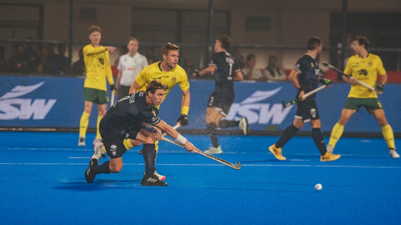 Hockey World Cup 2023: ऑस्ट्रेलिया उलटफेर का शिकार होते-होते बचा, फ्रांस, नेदरलैंड्स और मलेशिया जीते Hockey World Cup 2023: ऑस्ट्रेलिया उलटफेर का शिकार होते-होते बचा, फ्रांस, नेदरलैंड्स और मलेशिया जीते