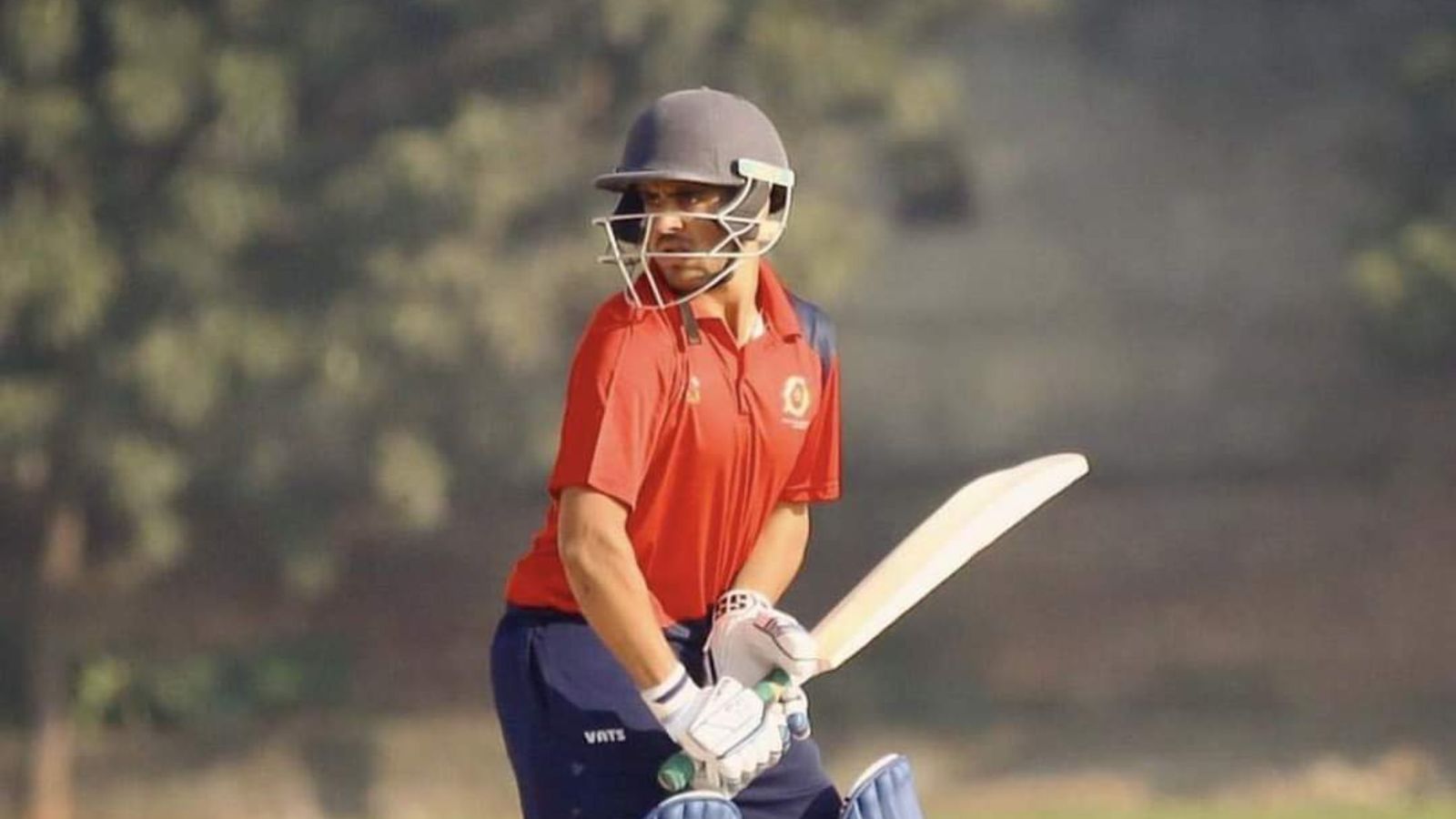 विवाद! साथी बल्लेबाज के शतक का जश्न मनाने गया भारतीय खिलाड़ी, विरोधी टीम ने कर दिया रन आउट विवाद! साथी बल्लेबाज के शतक का जश्न मनाने गया भारतीय खिलाड़ी, विरोधी टीम ने कर दिया रन आउट