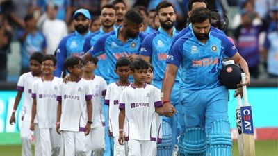 IND vs NZ: जीत के बावजूद टीम इंडिया को लेने होंगे ये 5 सबक, नहीं तो वर्ल्ड कप में डूबेगी लुटिया SportsTak Hindi