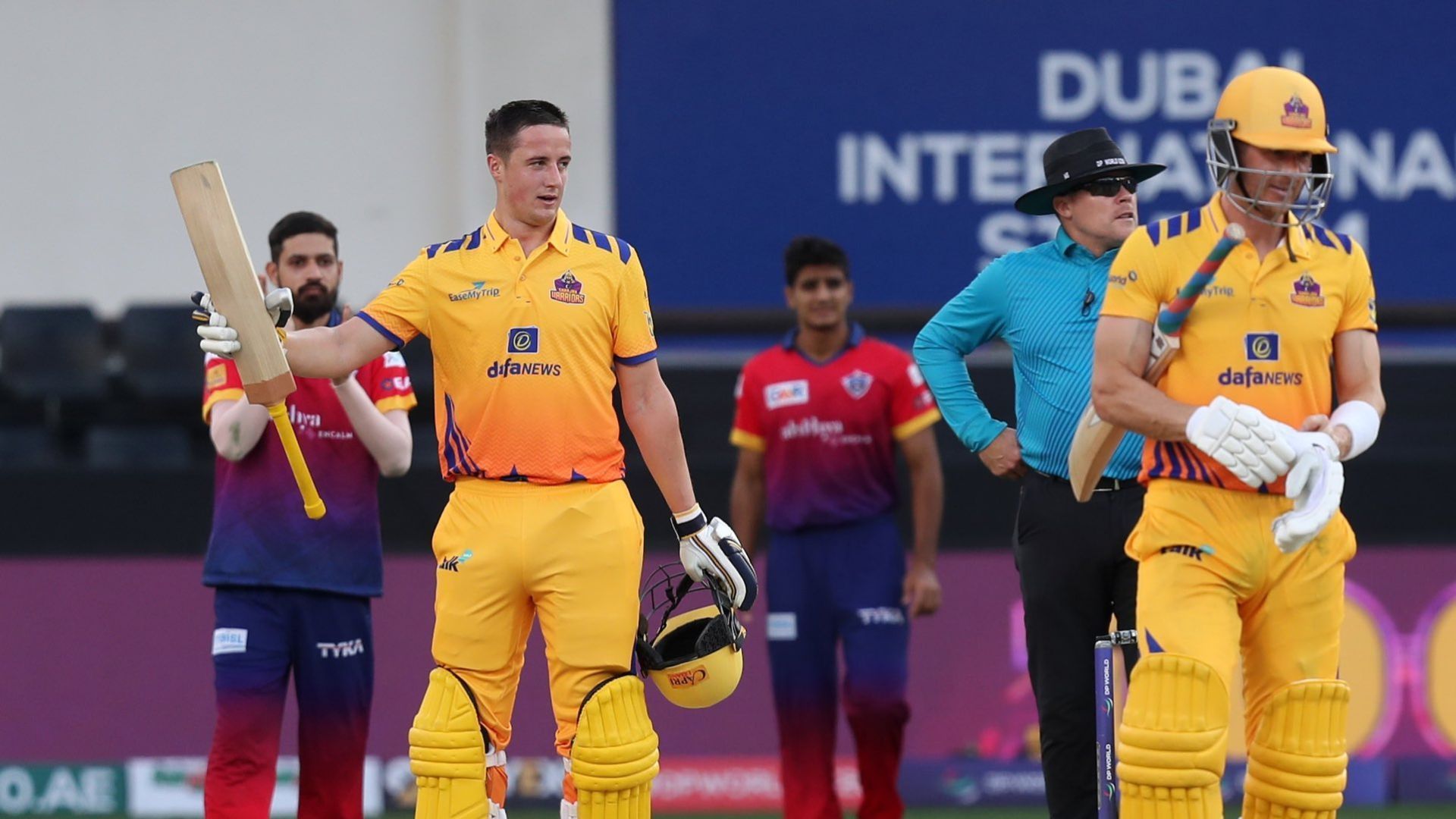 जो रूट की 80 रनों की पारी गई बेकार, इंग्लैंड के साथी बल्लेबाज ने 10 चौके-6 छक्के से 106 रन ठोक काटा बवाल