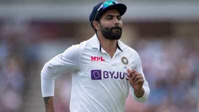 रवींद्र जडेजा 5 महीने बाद में क्रिकेट खेलने उतरे, जानिए रणजी के रण में कैसा रहा खेल SportsTak Hindi