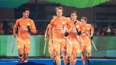 हॉकी वर्ल्ड कप राउंडअप: पेनल्टी शूटआउट में जर्मनी ने अंग्रेजों को दी मात, नीदरलैंड्स से एकतरफा मुकाबले में हारी कोरिया SportsTak Hindi