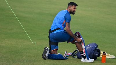 हार्दिक पंड्या ने सीरीज से पहले दिया बड़ा बयान, पृथ्वी शॉ को किया साइडलाइन, कहा- इस बल्लेबाज को नहीं रख सकता बाहर SportsTak Hindi