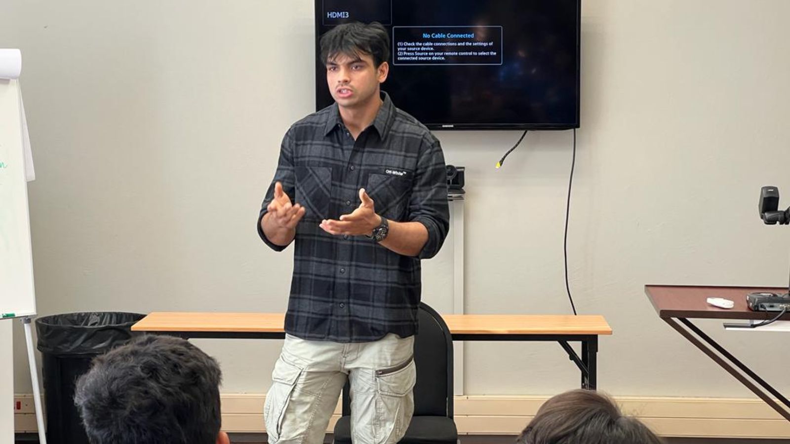 नीरज चोपड़ा ने वर्ल्ड कप फाइनल से पहले टीम इंडिया से की मुलाकात, दिए स्पेशल टिप्स, सामने आईं तस्वीरें नीरज चोपड़ा ने वर्ल्ड कप फाइनल से पहले टीम इंडिया से की मुलाकात, दिए स्पेशल टिप्स, सामने आईं तस्वीरें