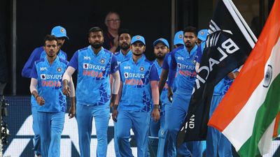 IND vs NZ, 2nd T20I : क्या पृथ्वी शॉ को मिलेगा मौका, जानें कैसी होगी टीम इंडिया की 'Playing XI' SportsTak Hindi