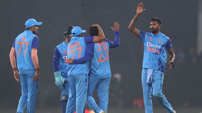 जीत के बाद भी खुश नहीं हैं हार्दिक पंड्या, पिच और क्यूरेटर्स पर निकाली भड़ास, कहा- टी20 क्रिकेट... SportsTak Hindi